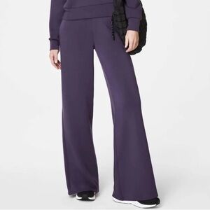 EUC💜 SPANX AirEssentials® Wide Leg Pant Small Aubergine